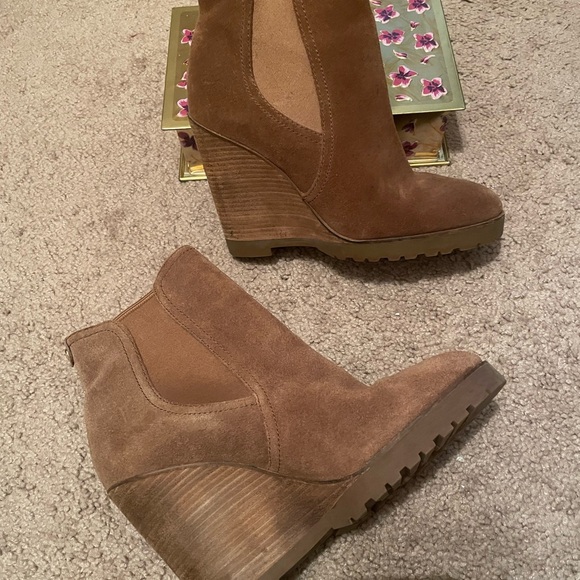 Leather Boots Bundle - Picture 6 of 9